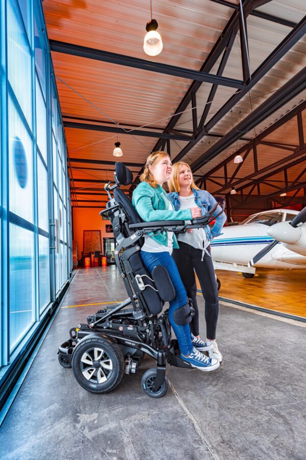 Wózek inwalidzki elektryczny z funkcją pionizacji Ichair Sky Meyra
