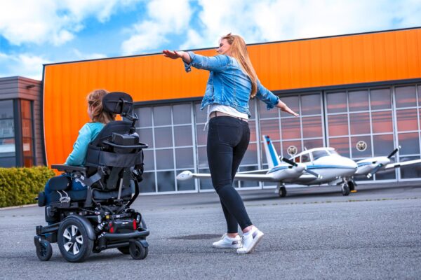 Wózek inwalidzki elektryczny z funkcją pionizacji Ichair Sky Meyra